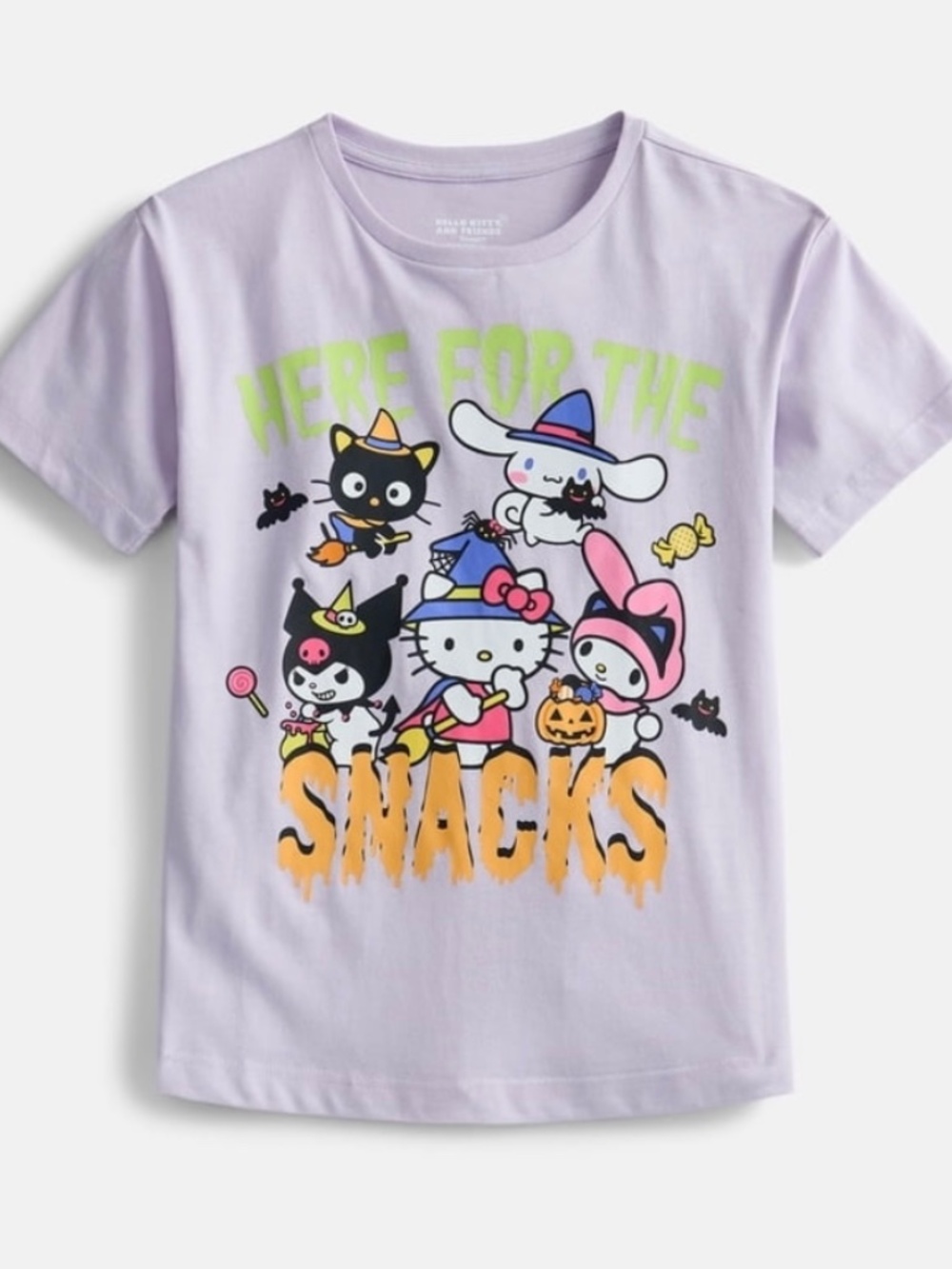 NWT. HELLO KITTY Halloween “Here For The Snacks" Graphic Tee